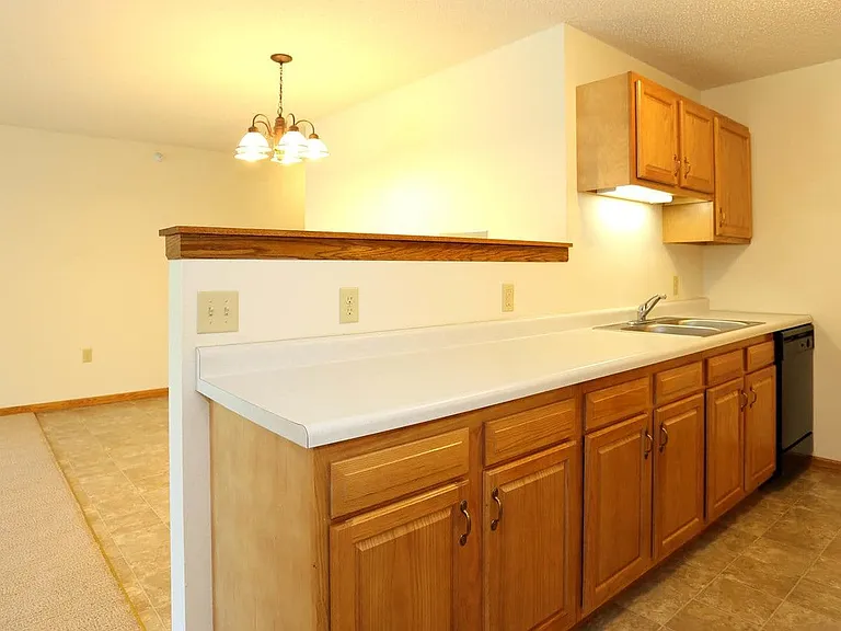 Mill Pond Apartments — Photo 16