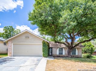 141 High Oak, Universal City, TX 78148