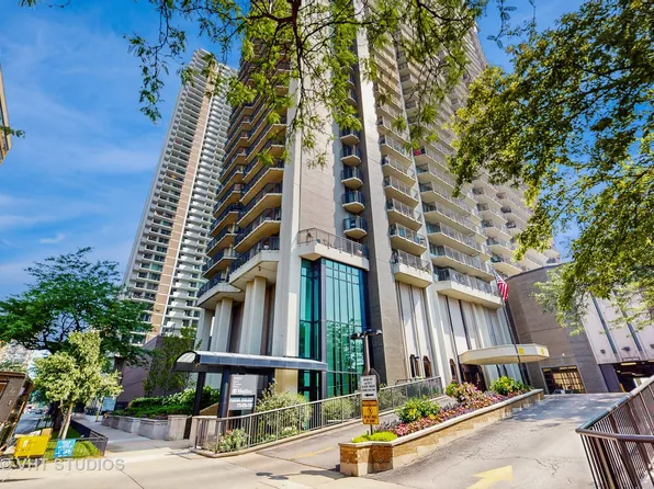 6007 N Sheridan Rd APT 39F, Chicago, IL 60660
