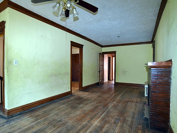 4th image of 1716 W Balmoral Ave