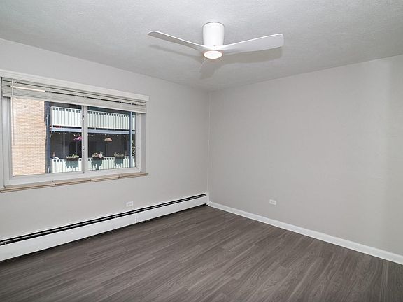 5th image of 28 N Corona St #304