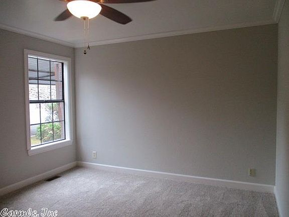 5th image of 2311 Lakeshore Dr Unit M1