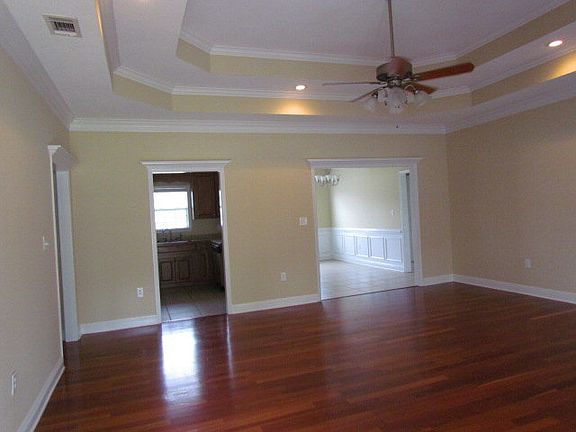 2nd image of 4089 Northlake Dr