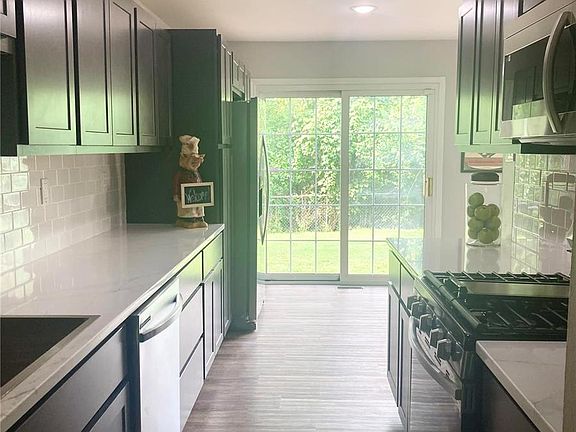 5th image of 11053 Wilwood Dr