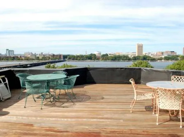 458 Beacon St APT 1, Boston, MA 02115