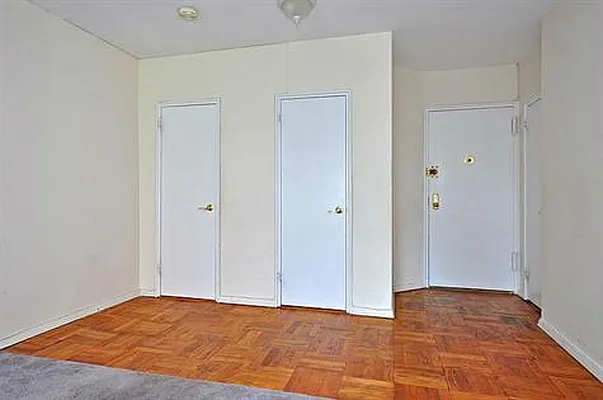 Sold by Chintan Trivedi | media 18