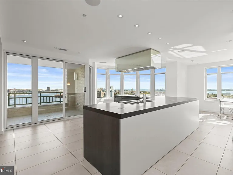 100 Harborview Dr #1901 — Photo 20