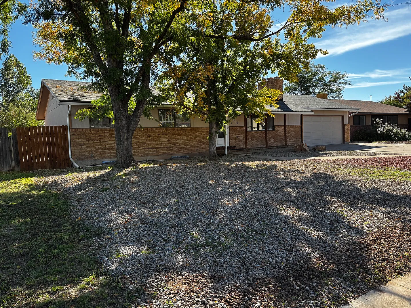 5 bed, 2364 sqft, $2,350 — Photo 1
