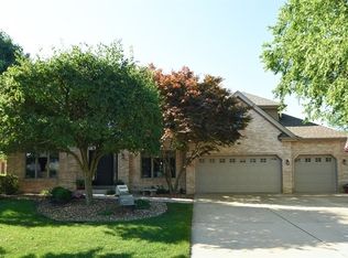 11109 Saratoga Dr, Orland Park, IL 60467