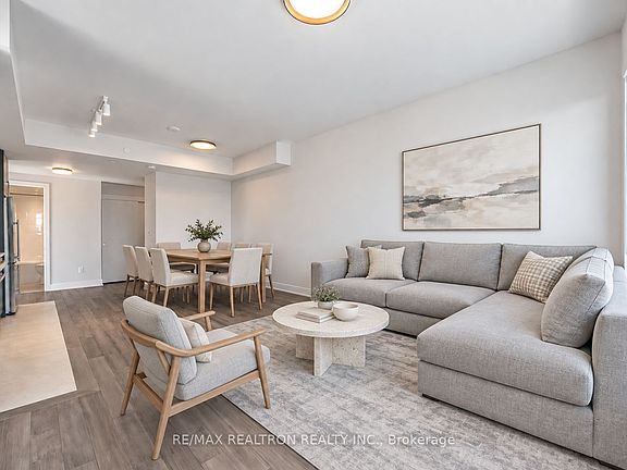 2nd image of 2525 Bathurst St #904