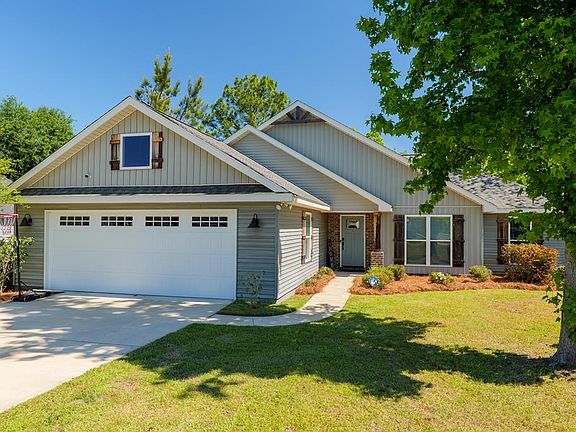 2nd image of 4004 Hawthorne Dr