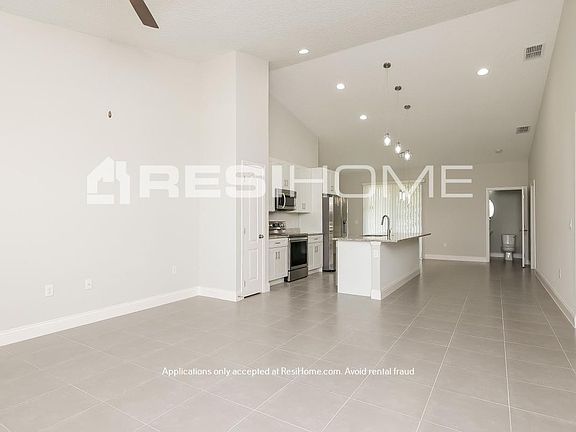 3rd image of 72 Orchid Ln