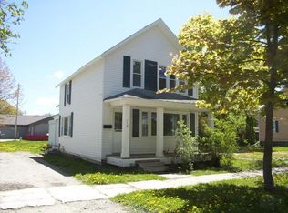 118 N East St, Cheboygan, MI 49721
