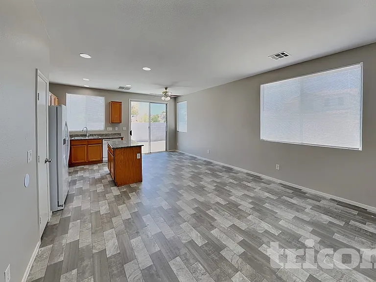 5616 Deer Run Ct — Photo 3