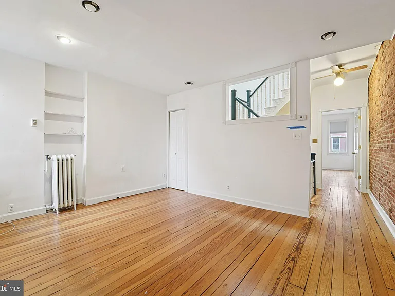 2206 E Baltimore St — Photo 21