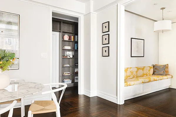 Sold by Compass | media 17