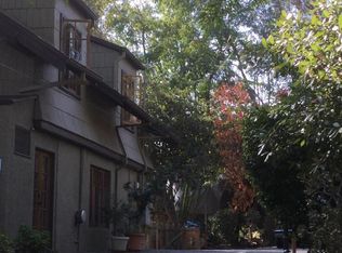 327 Sycamore Pl APT A, Sierra Madre, CA 91024