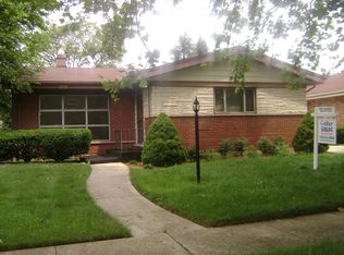 10436 Preston St, Westchester, IL