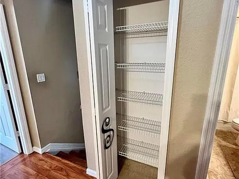 9722 Roundstone Cir — Photo 18