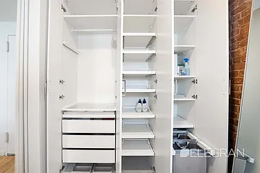 Rented by (Legacy) Elegran