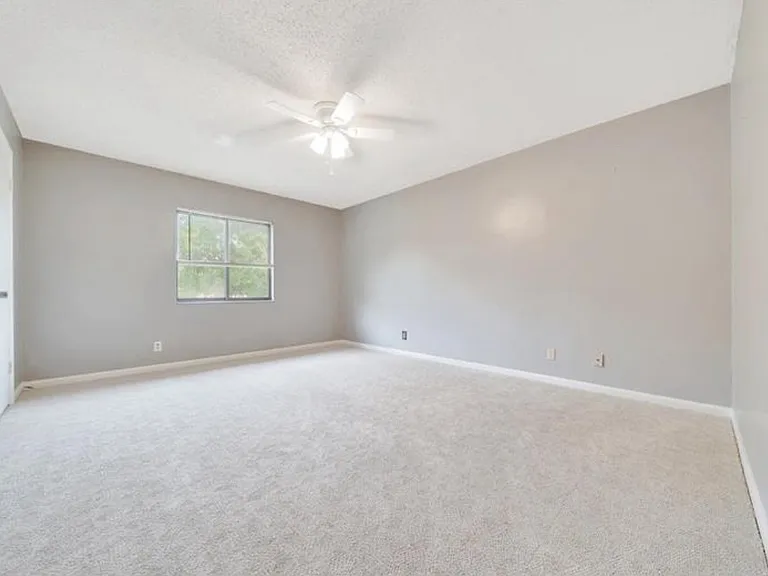 683 Midway Dr #B — Photo 17