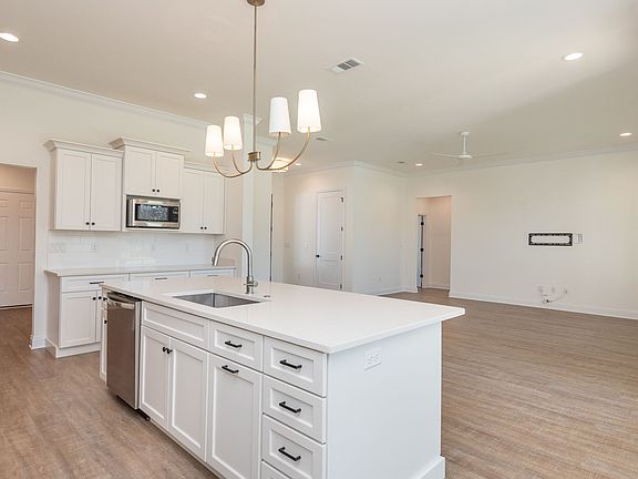 5th image of 5435 Southlake Dr
