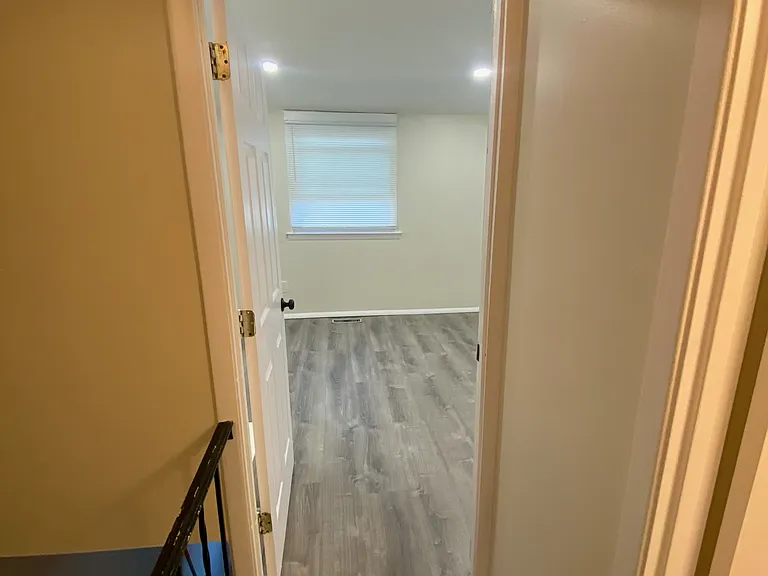 230 Hill Rise — Photo 10