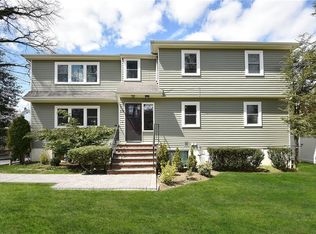 276 5th Ave, New Rochelle, NY 10801