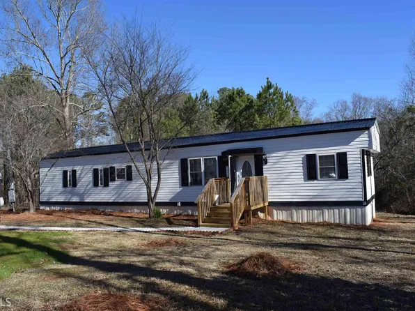 4957 Six Point Trl, Flowery Branch, GA 30542