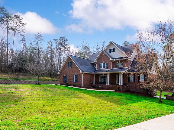 5th image of 153 Nix Rd
