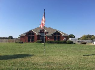 10421 Walnut Ln, Forney, TX 75126