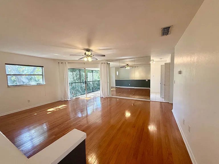 476 Santa Cruz Pl NE #F — Photo 9