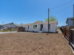 545 Willow Dr, Bakersfield, CA 93308