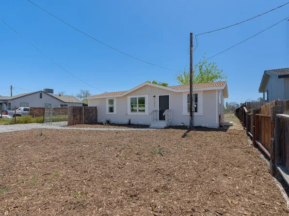 545 Willow Dr, Bakersfield, CA 93308