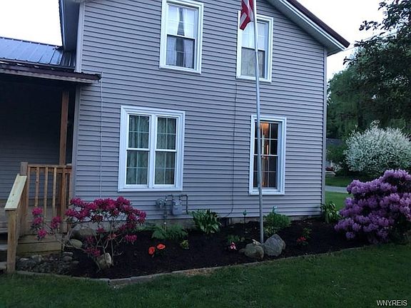 2nd image of 1086 W Buffalo St