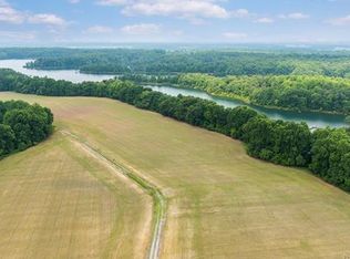 216 Lakeview Dr, Toano, VA 23168