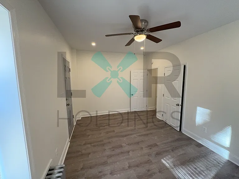 1116 Main St #2 — Photo 10
