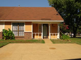 6901 Tulane Rd E, Horn Lake, MS 38637