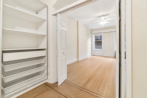 Rented by Avi Nash Associates | media 17