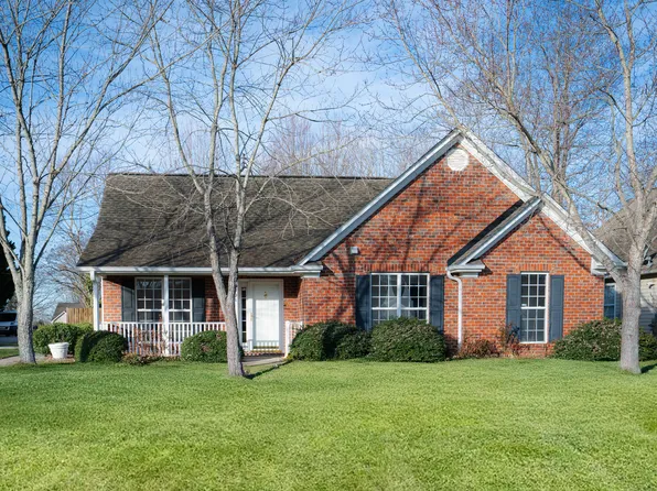 401 Salem Springs Dr, Winston Salem, NC 27107