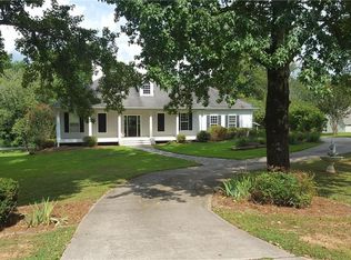 6384 Shoal Creek Rd, Clermont, GA 30527
