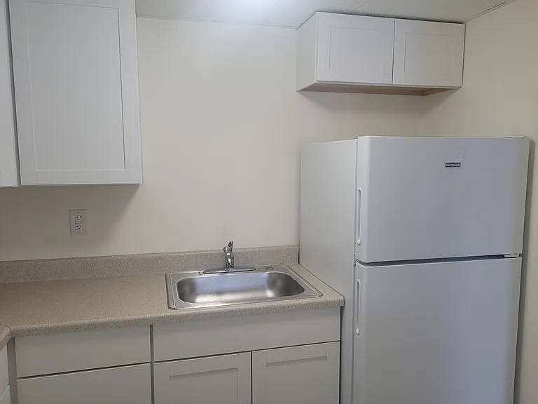 Tanglewood Apartments — Photo 9