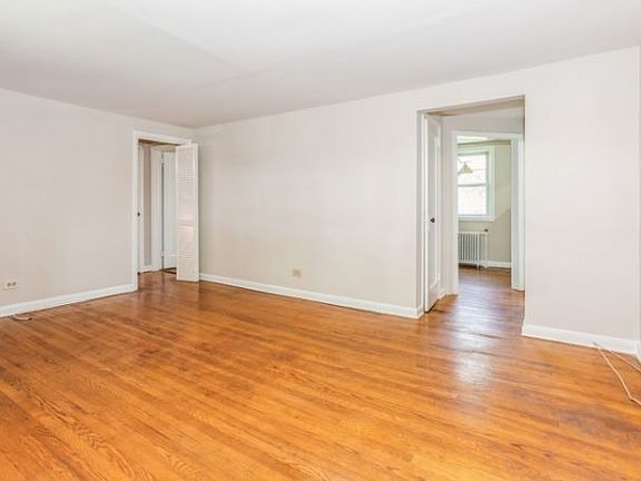 2nd image of 1615 Wood Ave
