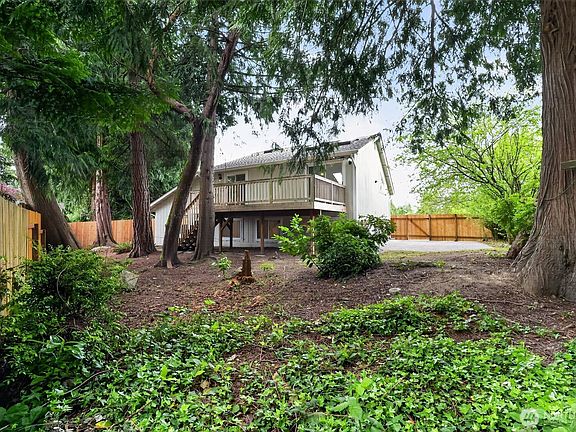 2nd image of 2636 NE Coventry Place