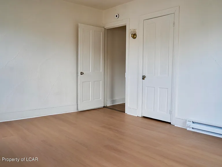 538 Carson St #2 — Photo 8