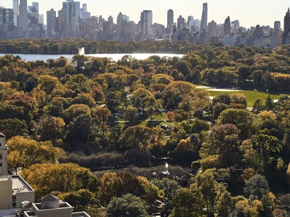 1309 5th Avenue image 2 of 19