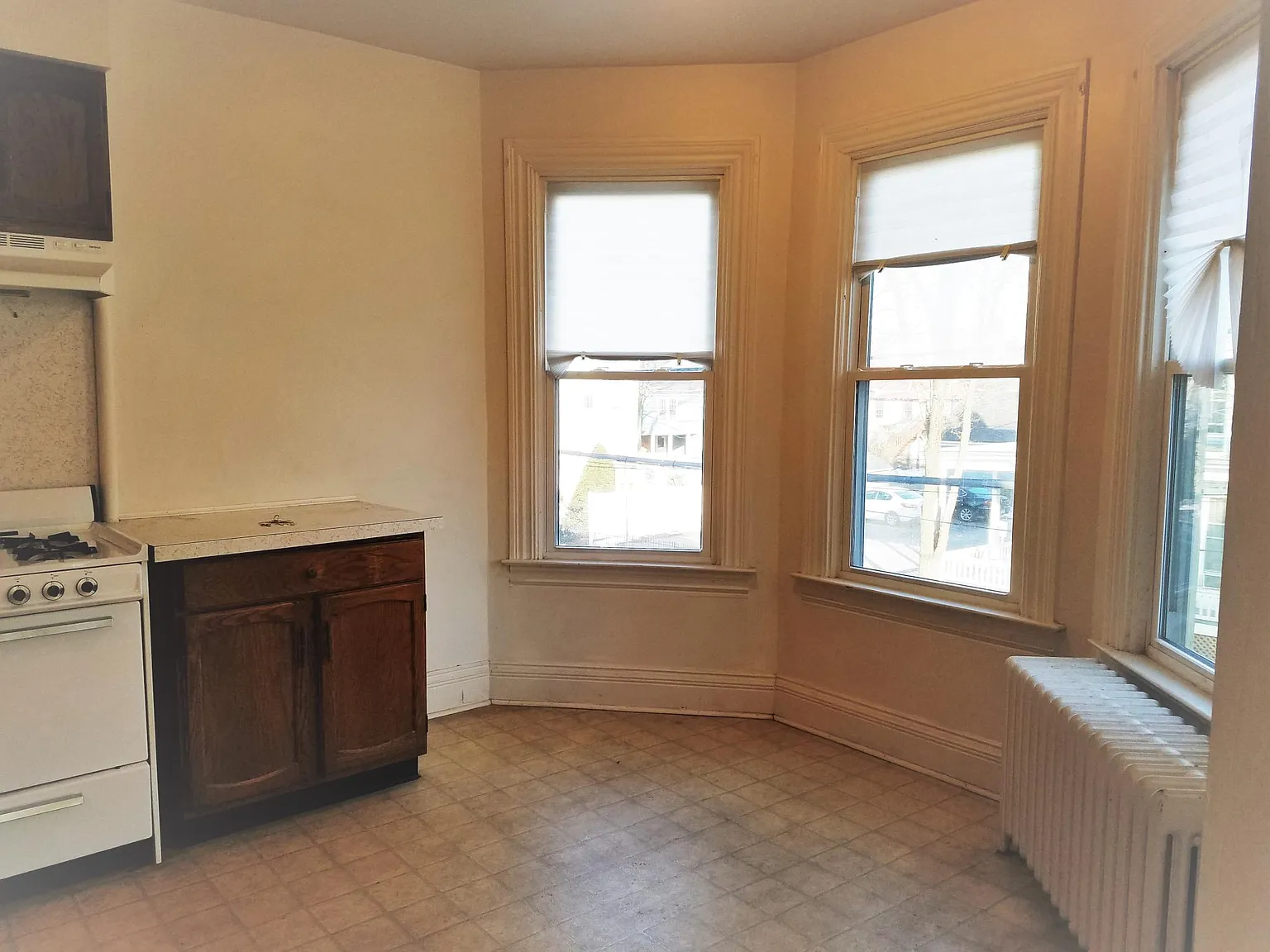 2 bed, 775 sqft, $1,750 — Photo 3
