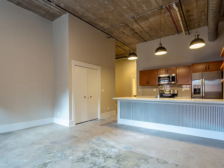 895 Washington St #106 — Photo 4