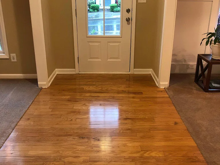 3901 Portland Trail Dr — Photo 3