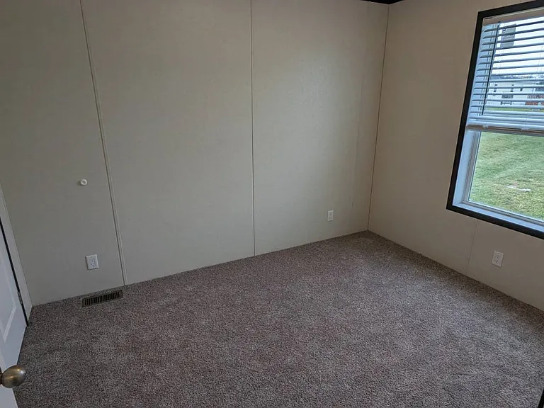 6560 N 650 E #E41 — Photo 6